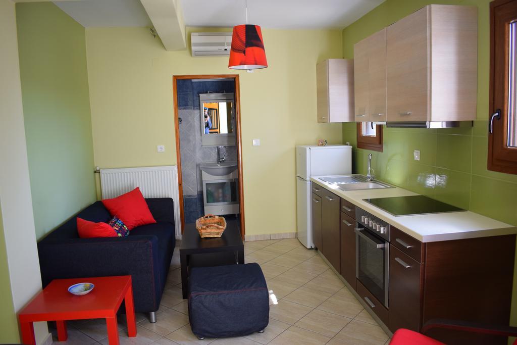 Petros Apartment Pachaina Екстериор снимка